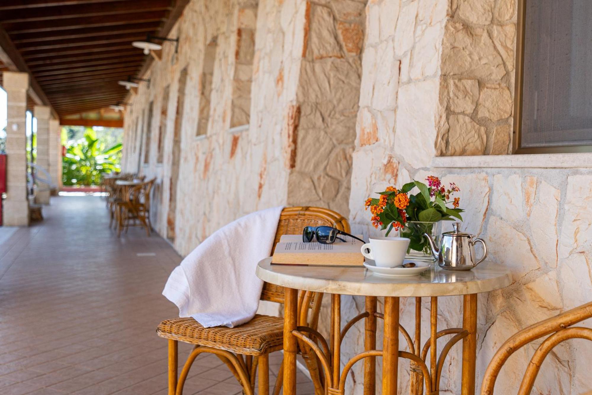Hotel Masseria Le Pajare Presicce Exterior photo