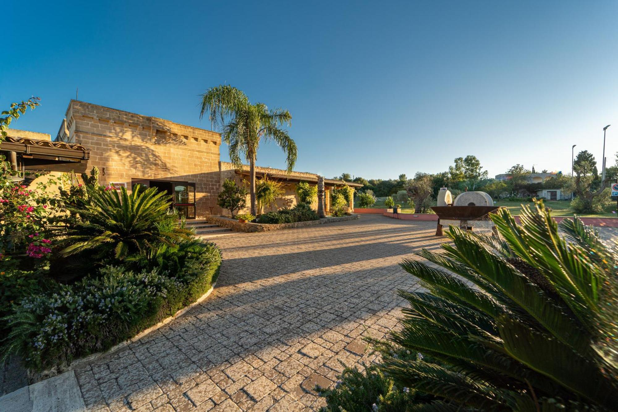 Hotel Masseria Le Pajare Presicce Exterior photo