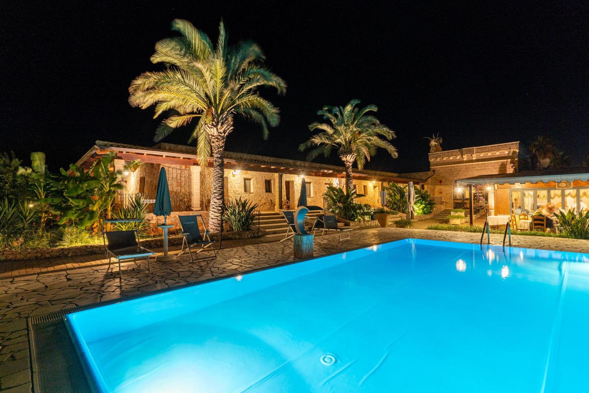 Hotel Masseria Le Pajare Presicce Exterior photo