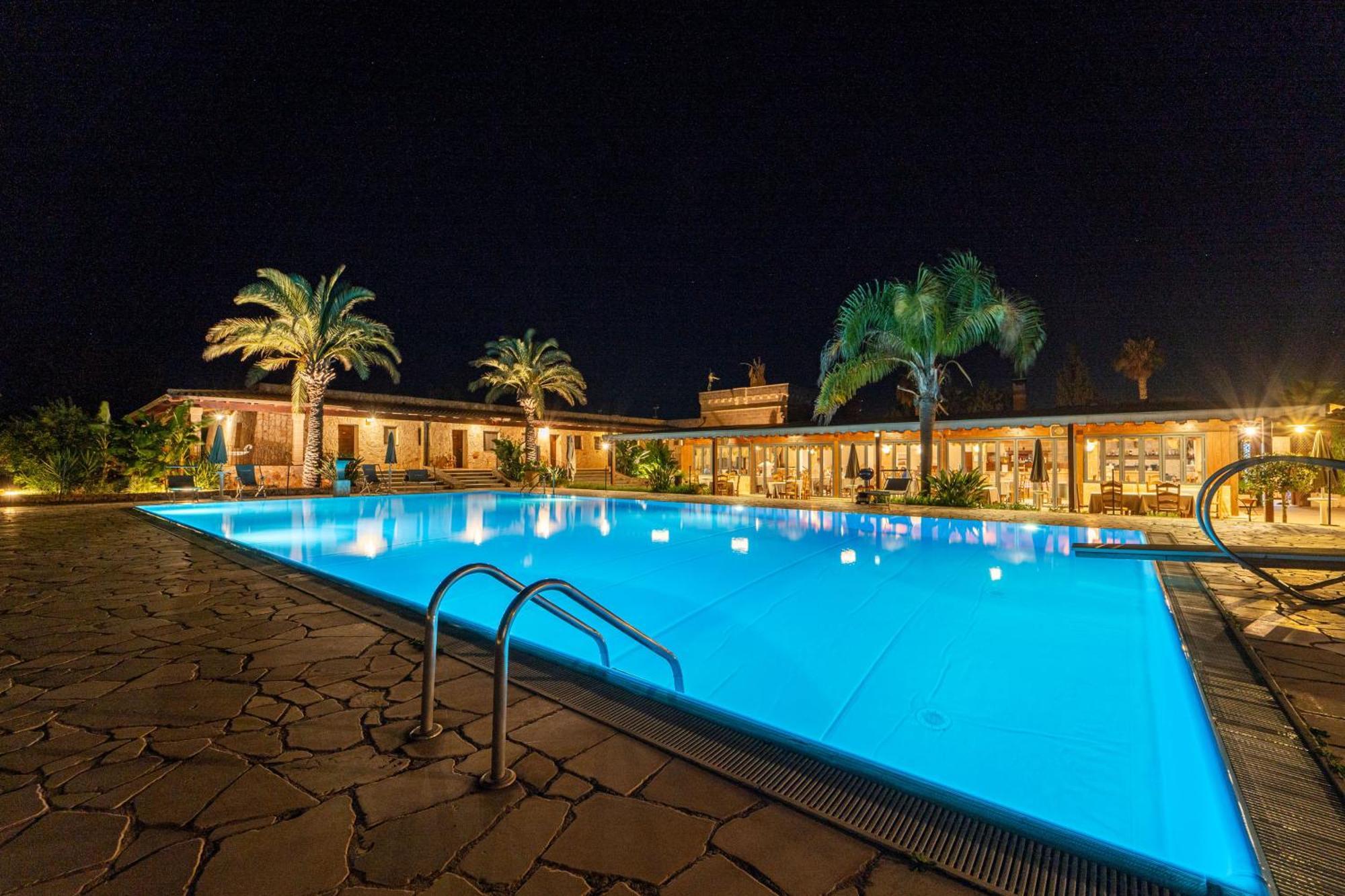 Hotel Masseria Le Pajare Presicce Exterior photo
