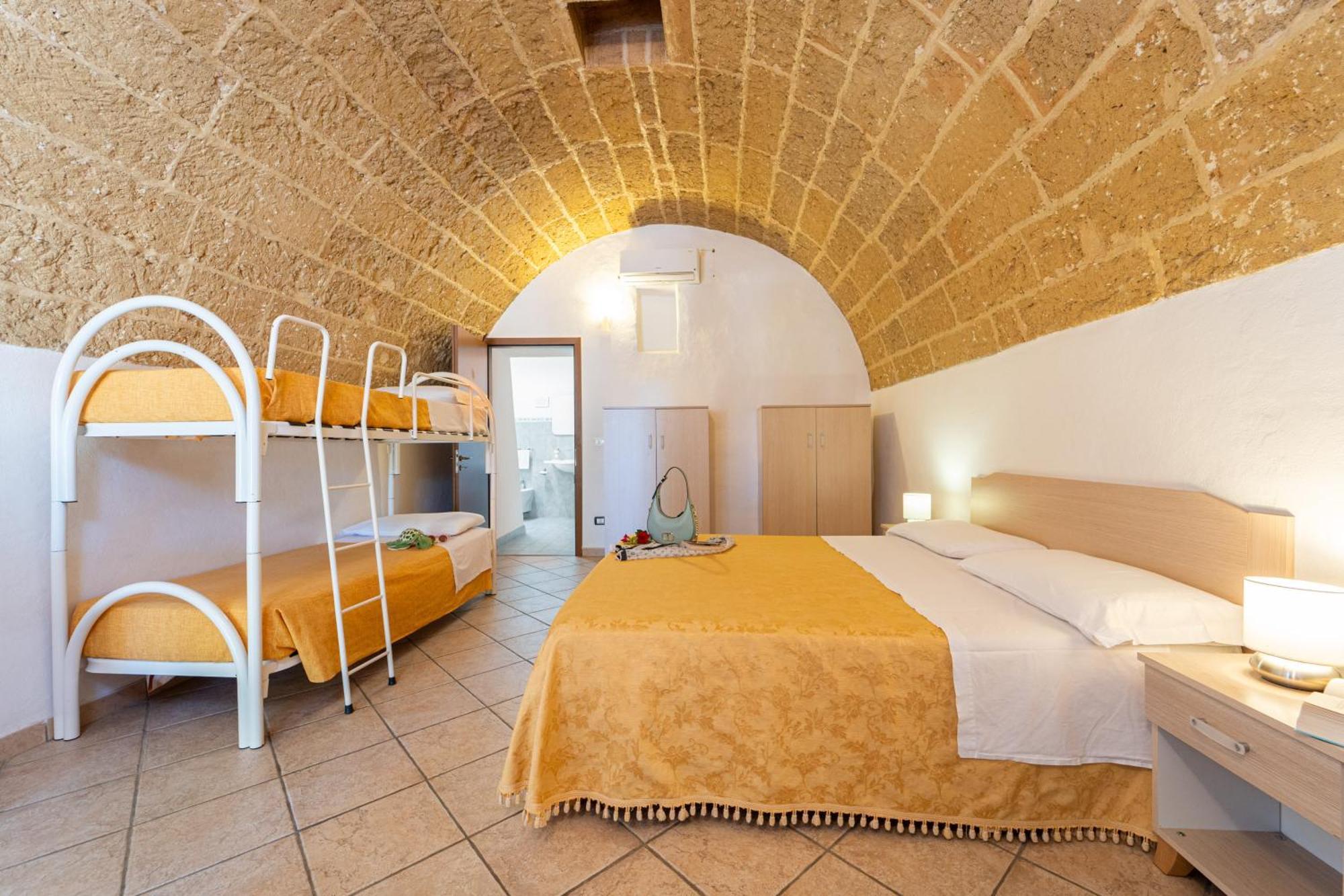 Hotel Masseria Le Pajare Presicce Exterior photo