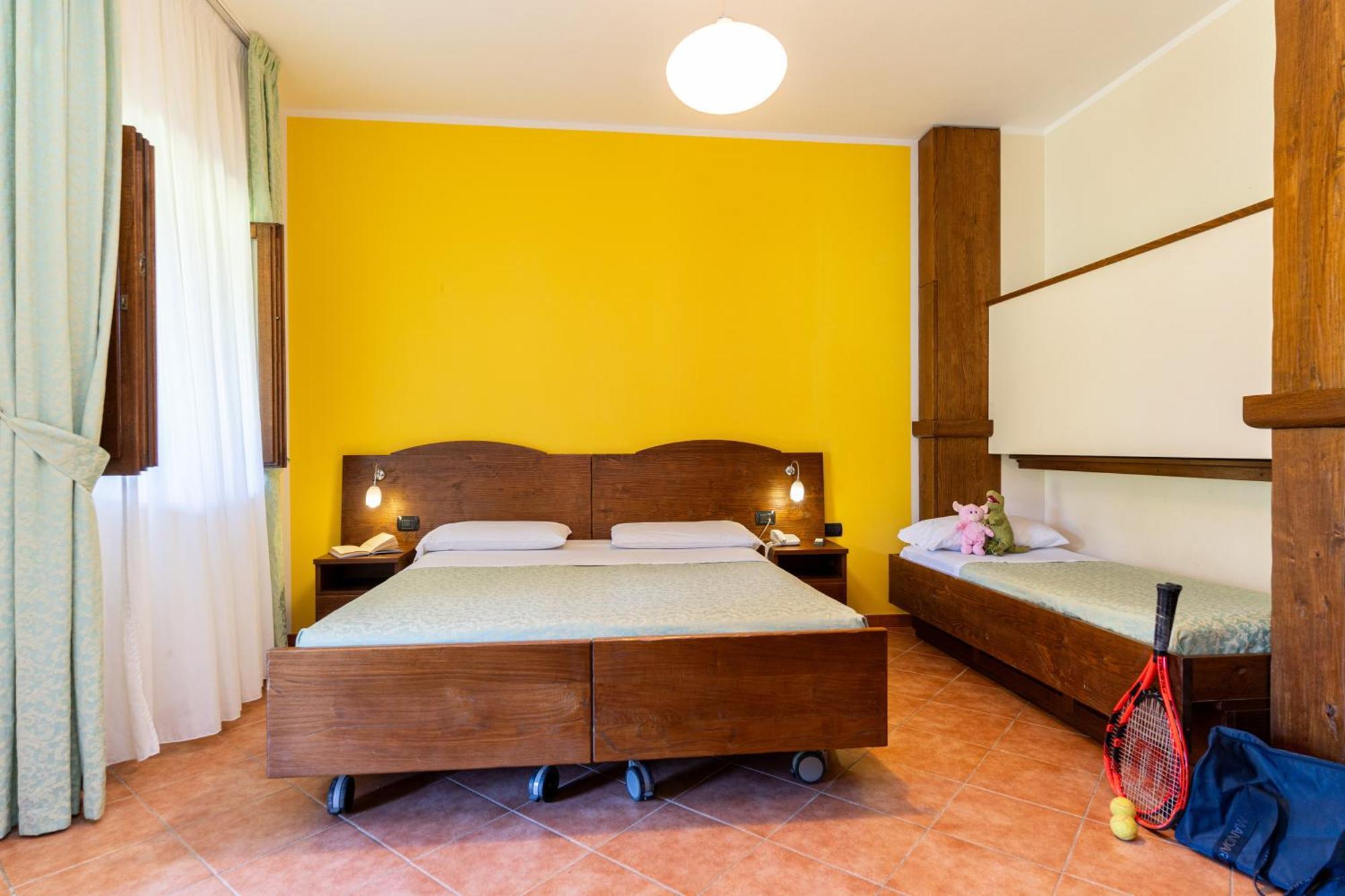 Hotel Masseria Le Pajare Presicce Exterior photo